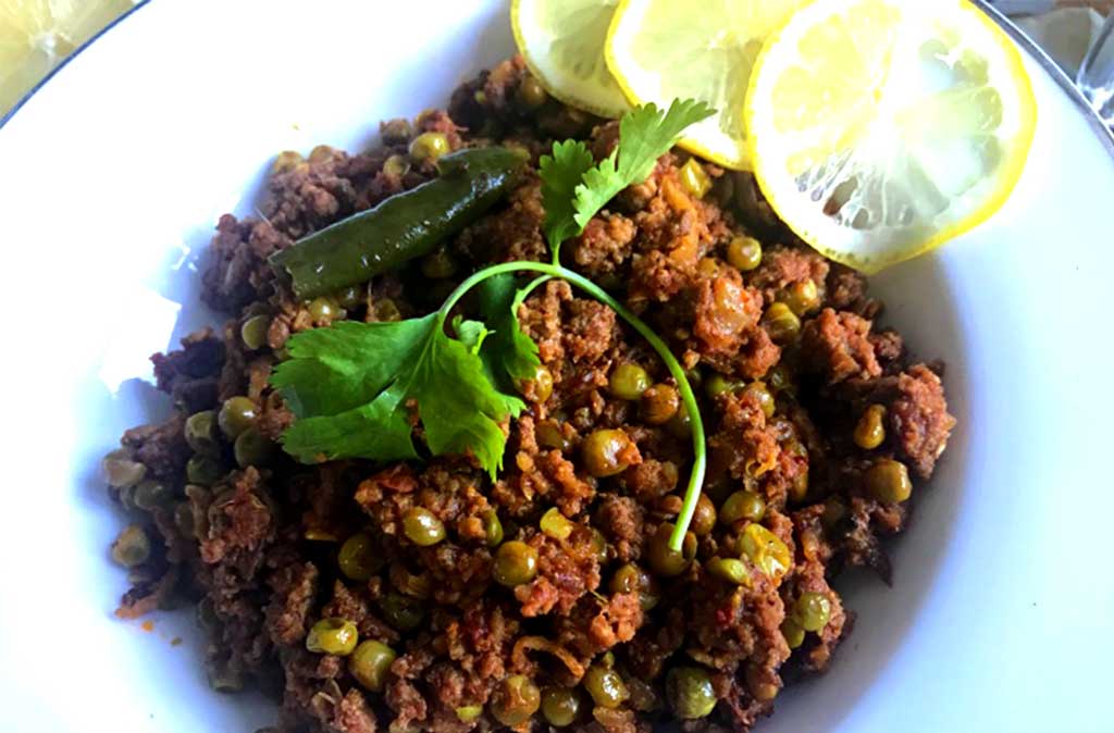 Curried Mince and Peas - Qeema (Keema) Mutter